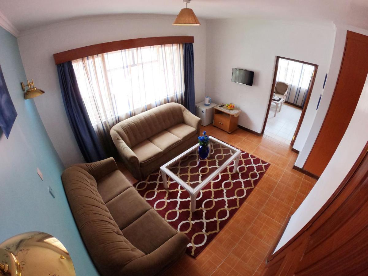 Fahari Palm Hotel 3*