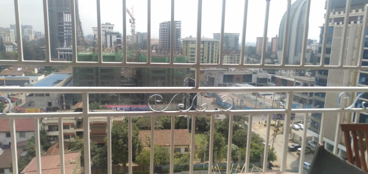 Slucie Serviced & Furnished Apartment *