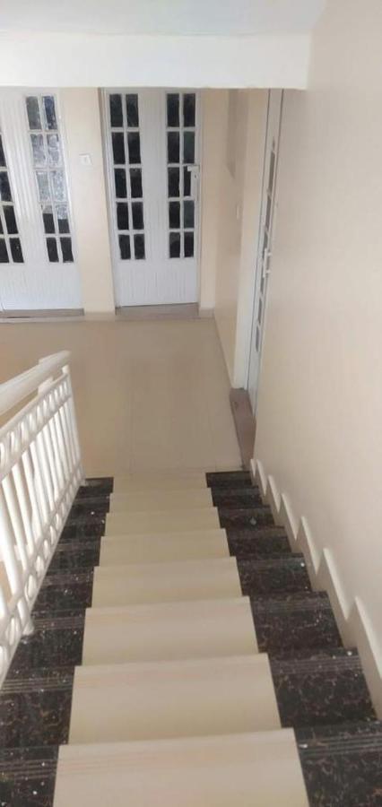 Royalty Homes -jkia *