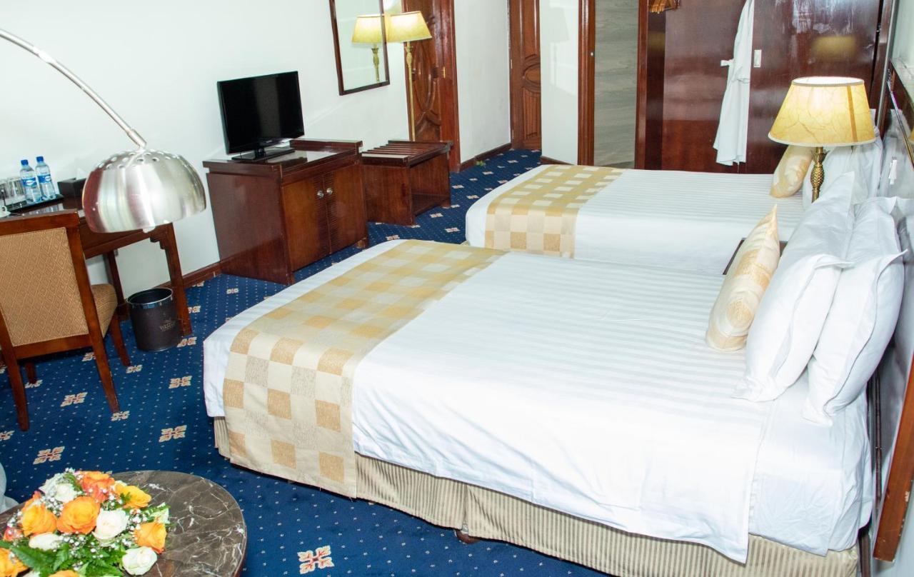 Weston 4* Nairobi