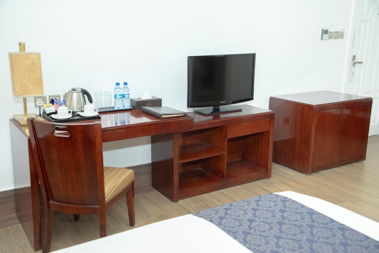 Weston 4* Nairobi