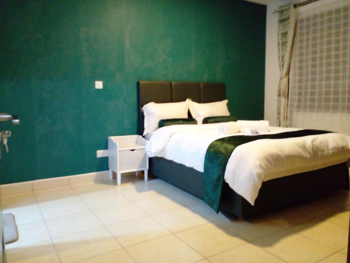 Lovely 1 Bedroom At Greatwall Gardens