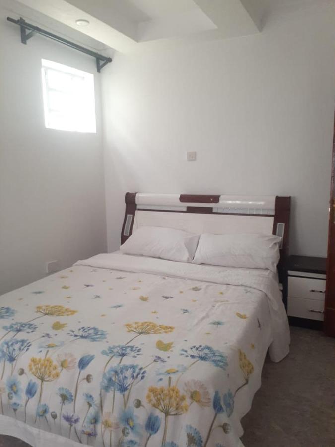 Lux Utawala Family House Holiday home *