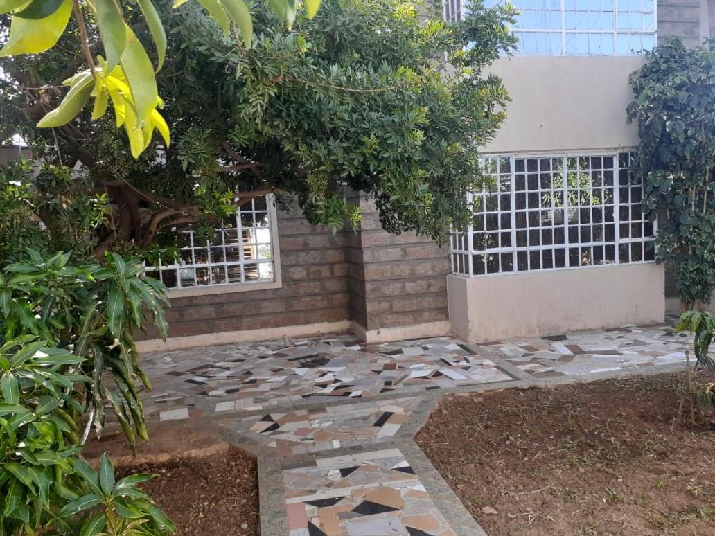 Lux Utawala Family House * Nairobi