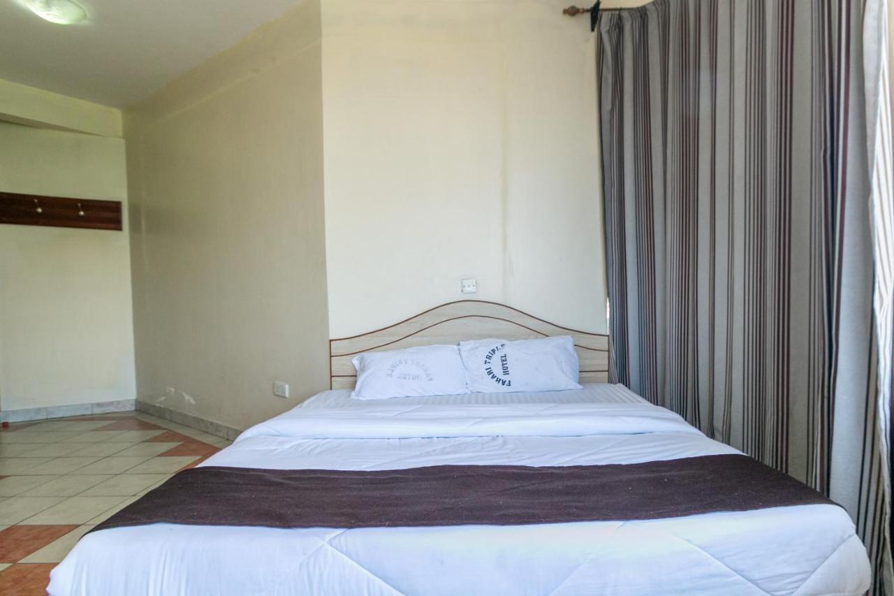 Hotel Fahari Triple