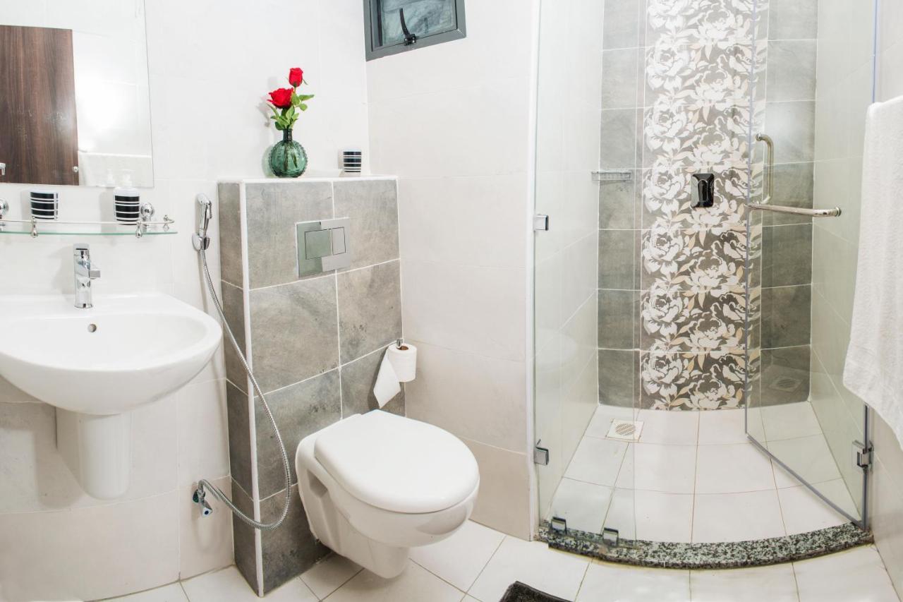 Apartment Silverstone Deluxe 1 Bedroom With A View , Gym & Pool - Kilimani *