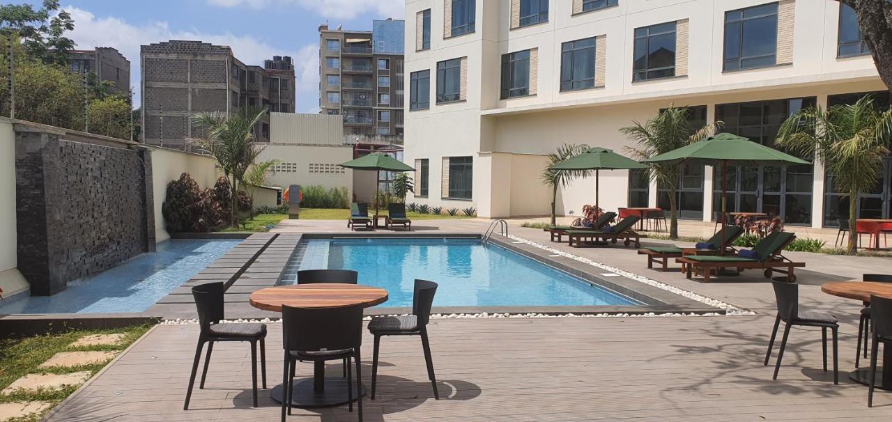 Somerset Westview Apartment