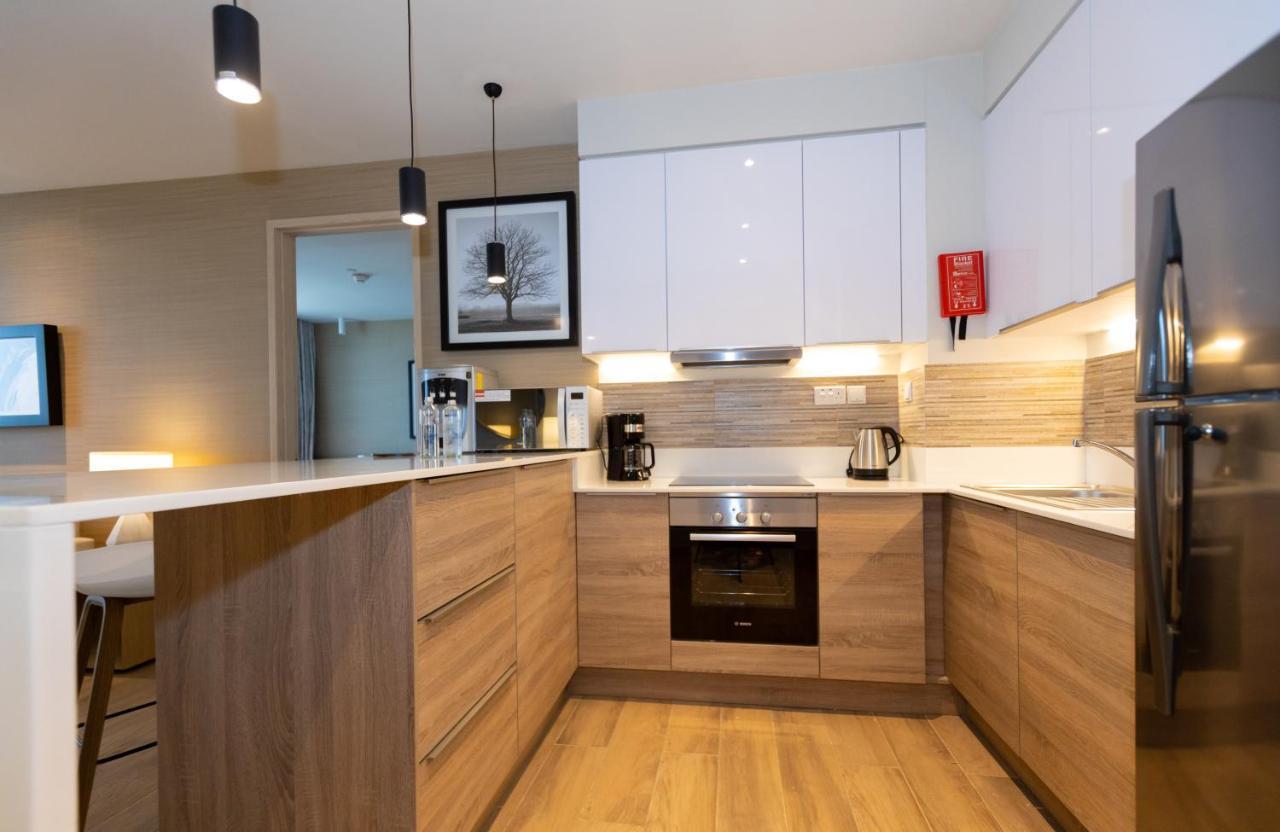 Somerset Westview Apartment *
