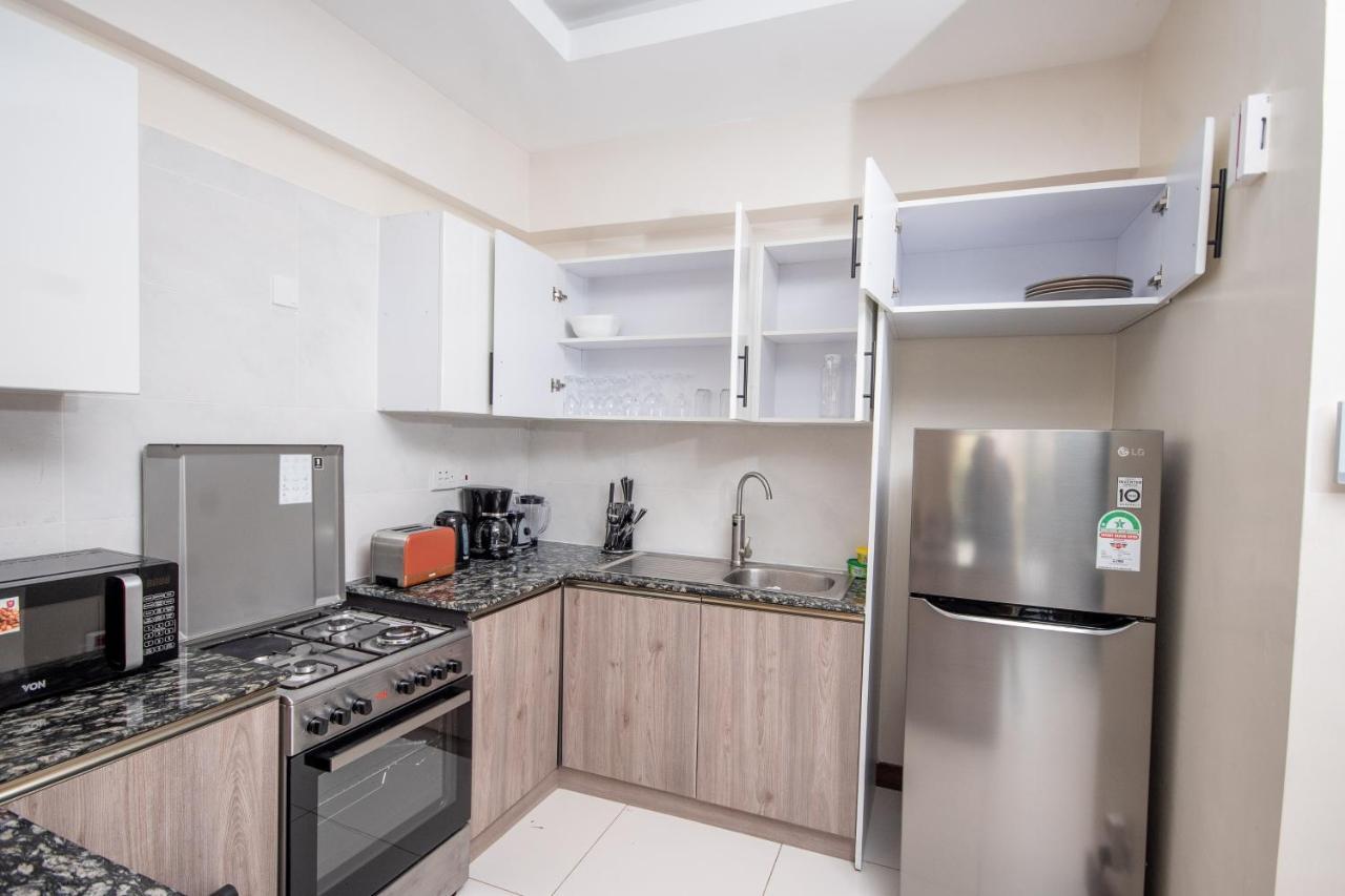 Apartment Modern Luxury One Bedroom Furnished In Kilimani, Nairobi, Kenya *