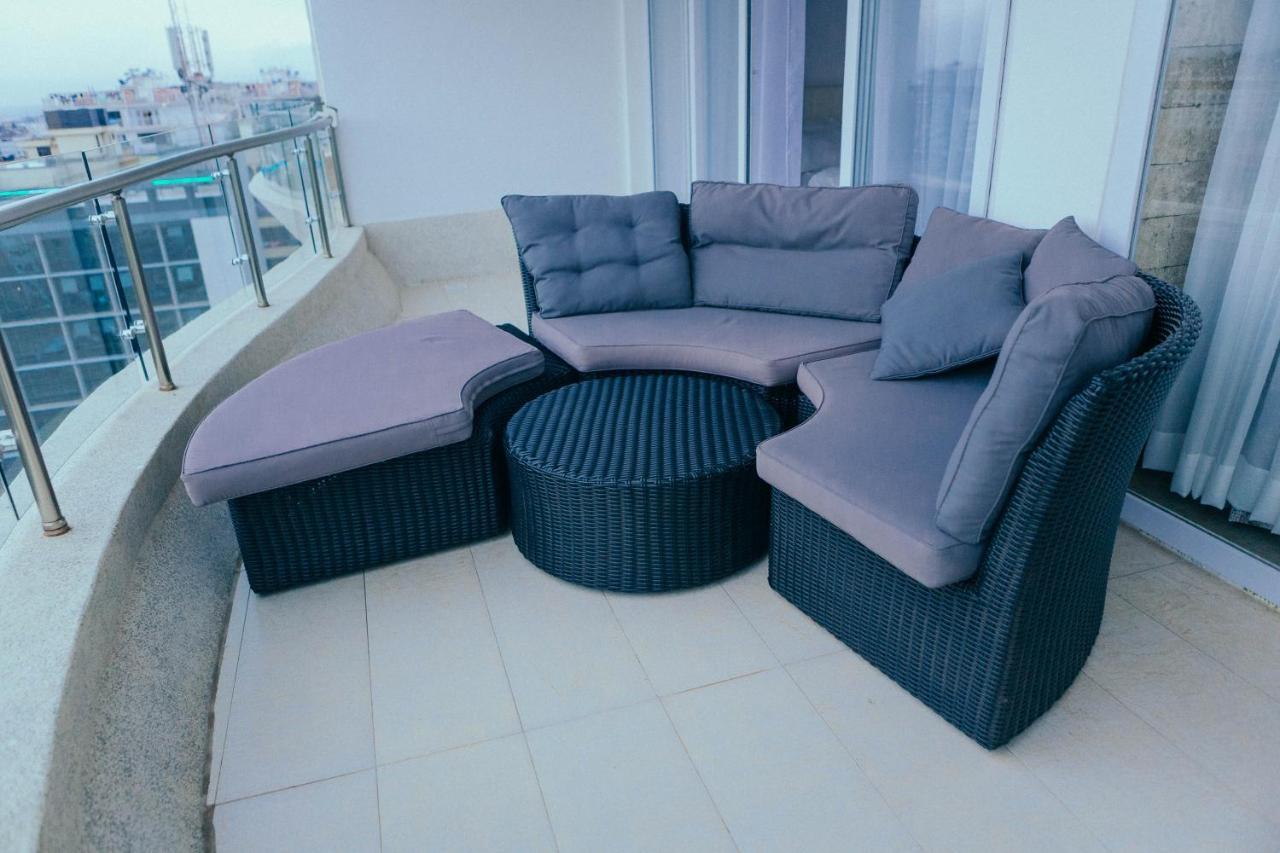 Gekon's Furnished - 2 Apartment *