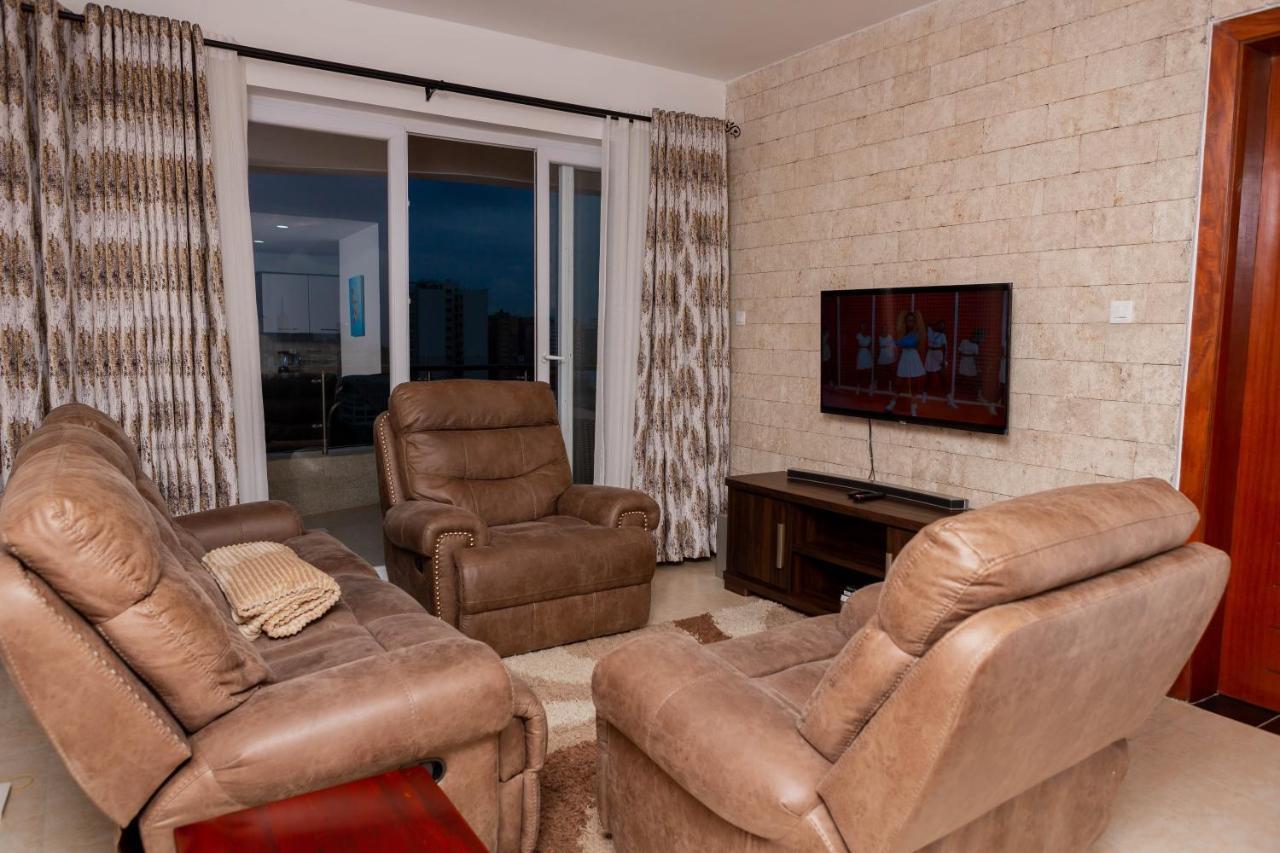 Gekon's Furnished - 2 Apartment *