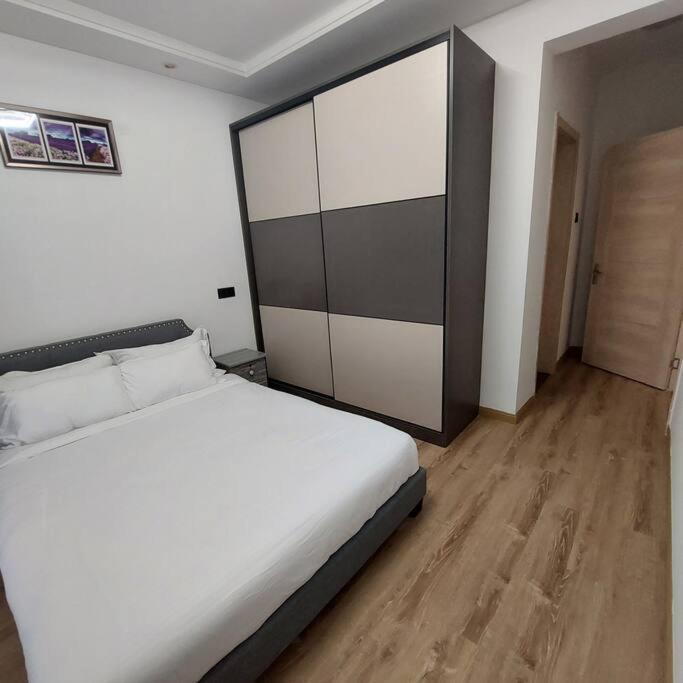 Apartamento Urban Oasis - Modern Luxe 2 Bedroom Apt With Pool, Gym