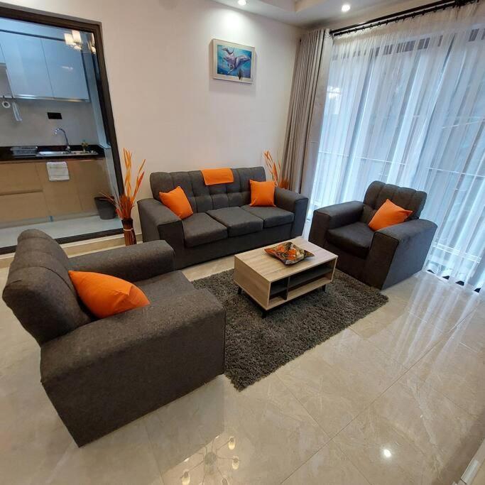 Urban Oasis - Modern Luxe 2 Bedroom Apt With Pool, Gym * Nairobi