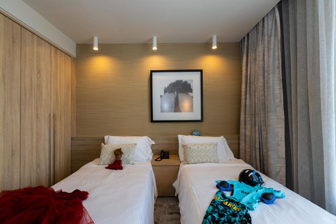 Somerset Westview Apartment