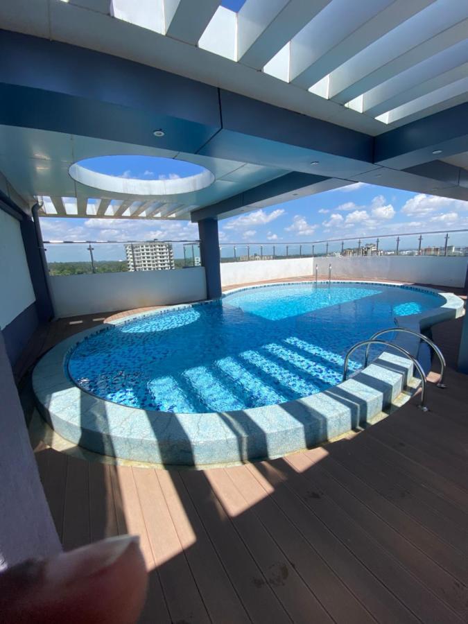 Westin Apartment *