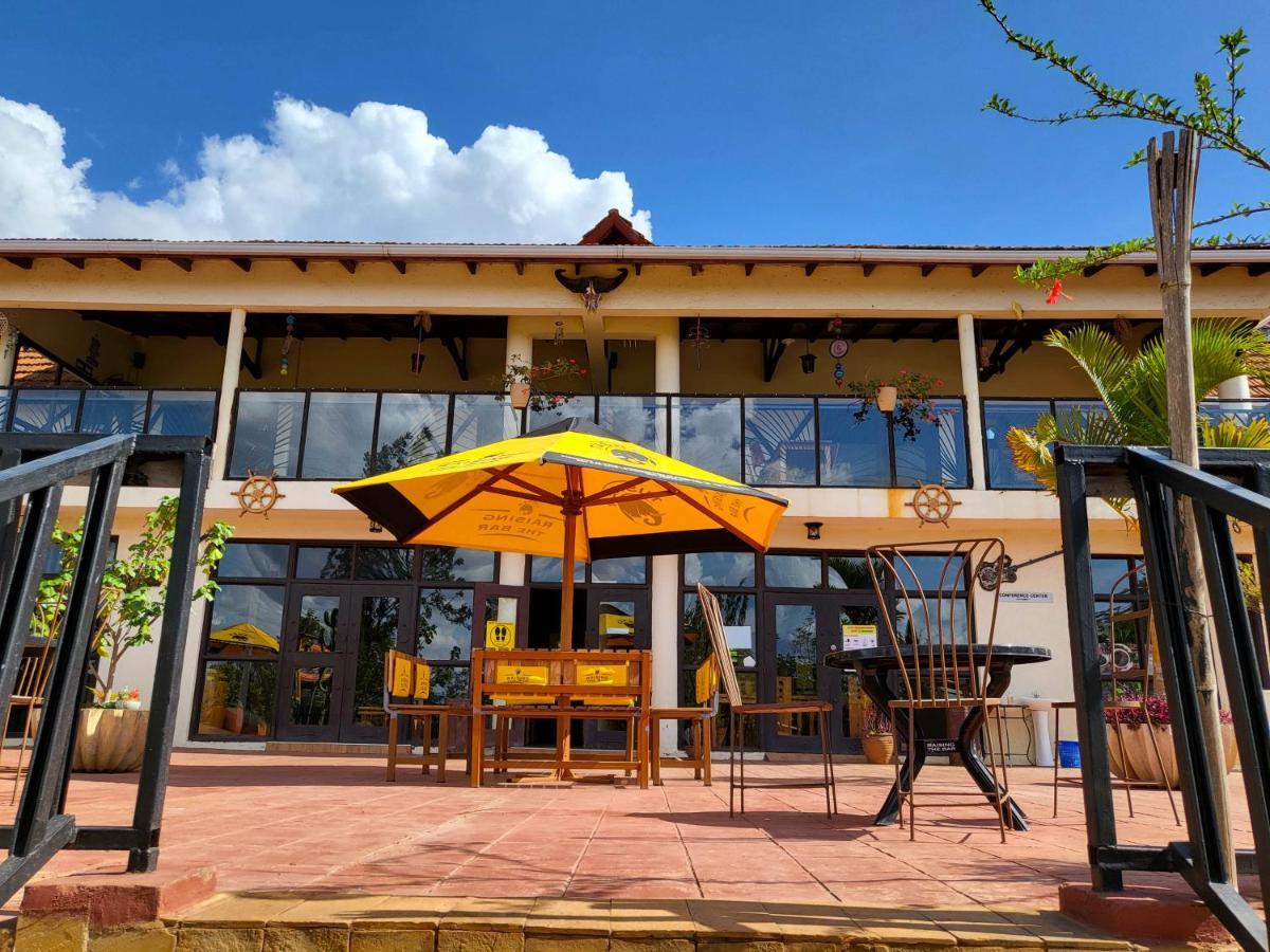 Leleshwa Getaway *