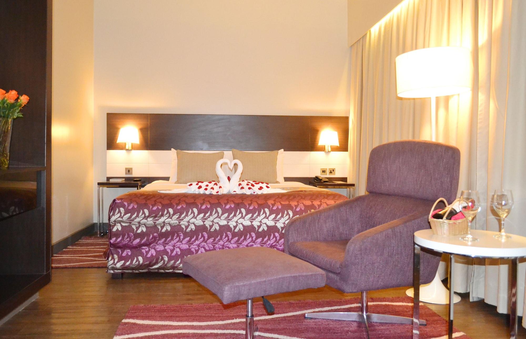 Hotel Eka 4*