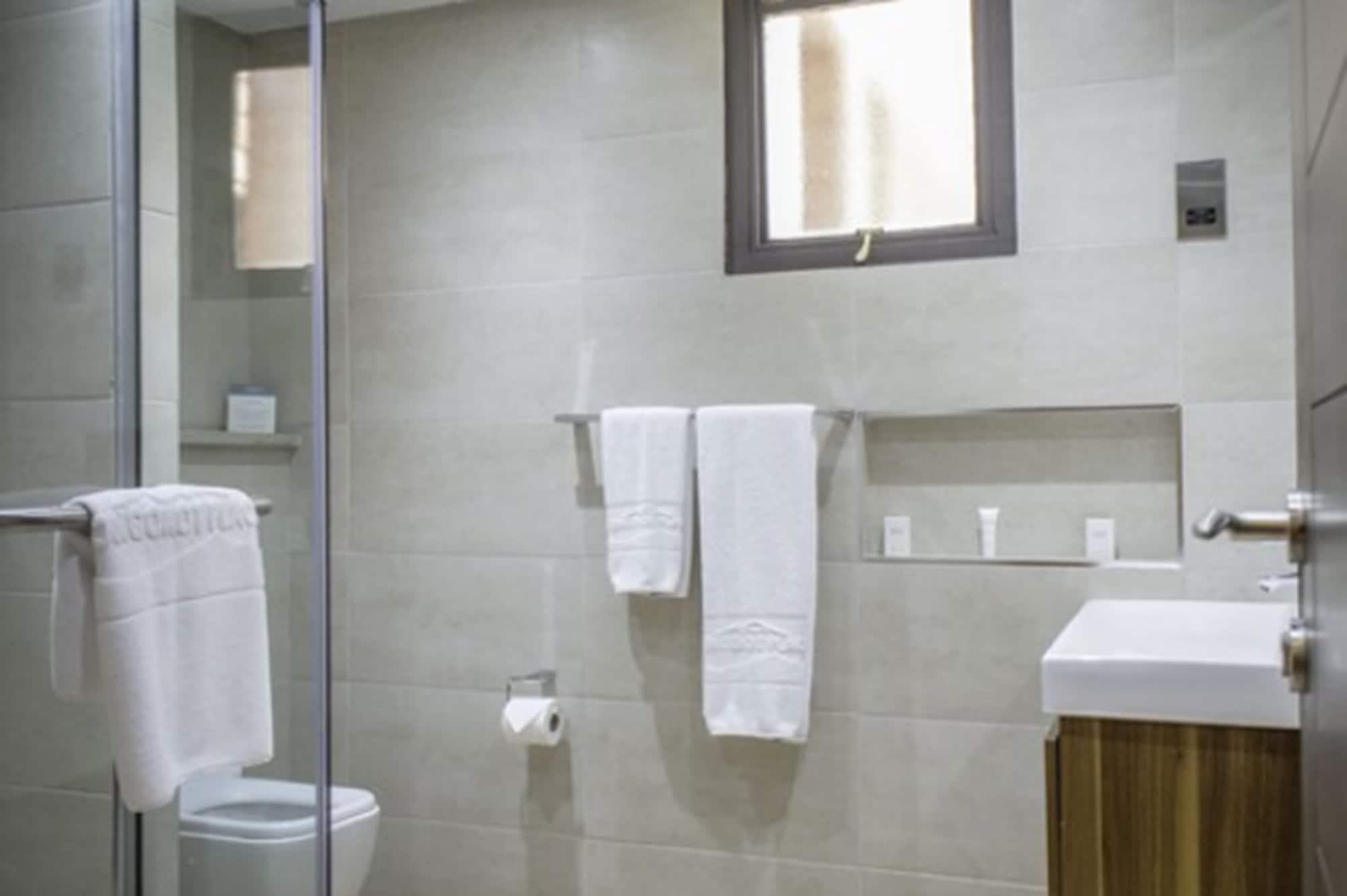 Longonot Place Serviced Apartment-nairobi, Centre Cbd Aparthotel