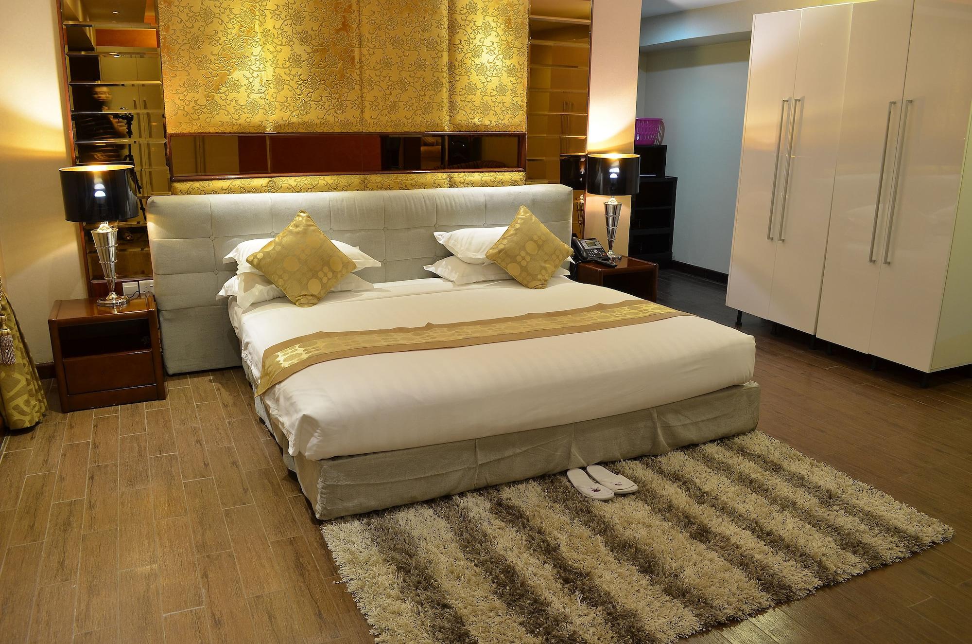 Clarence House * Nairobi