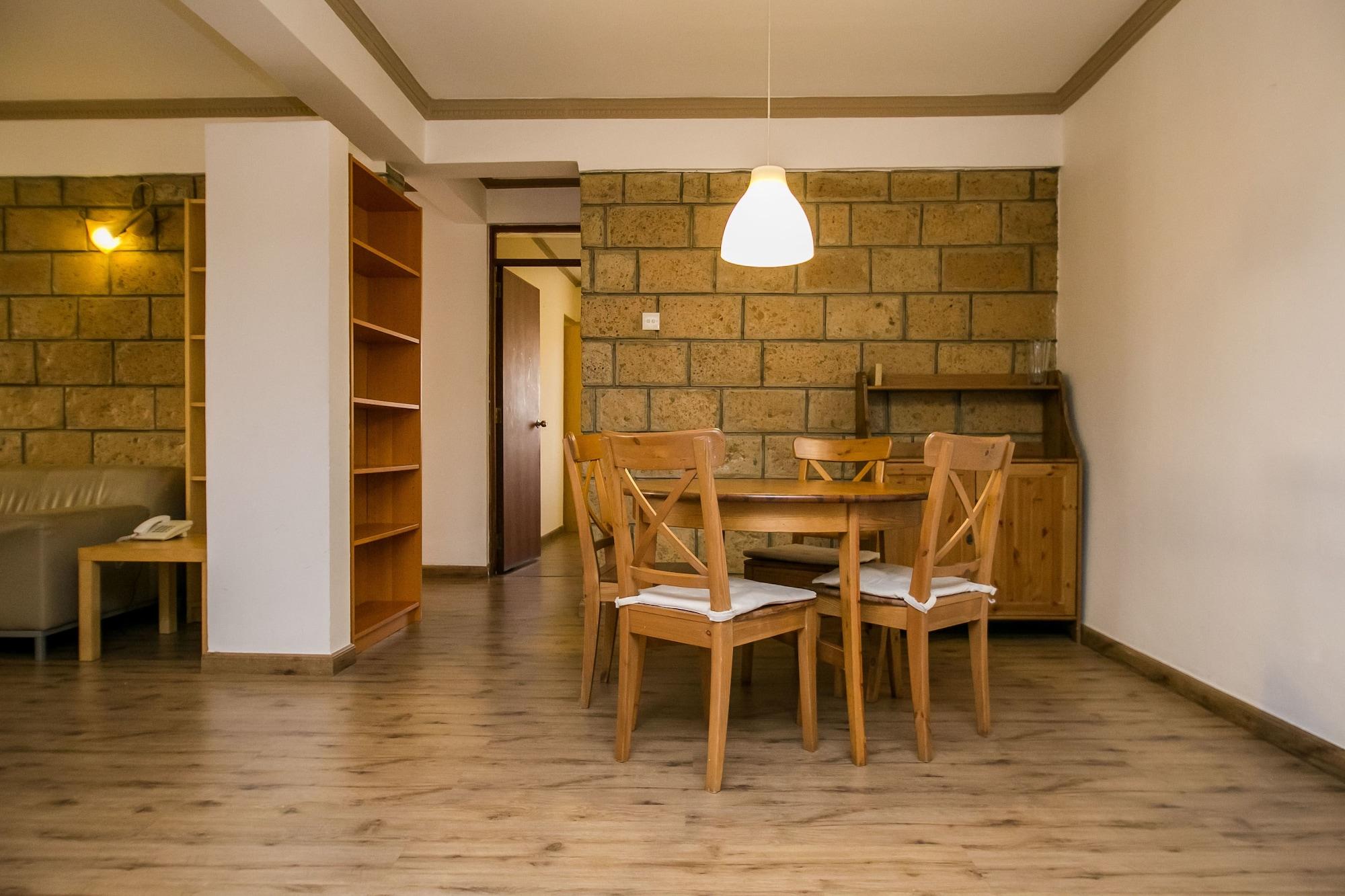 Kates Aparthotel