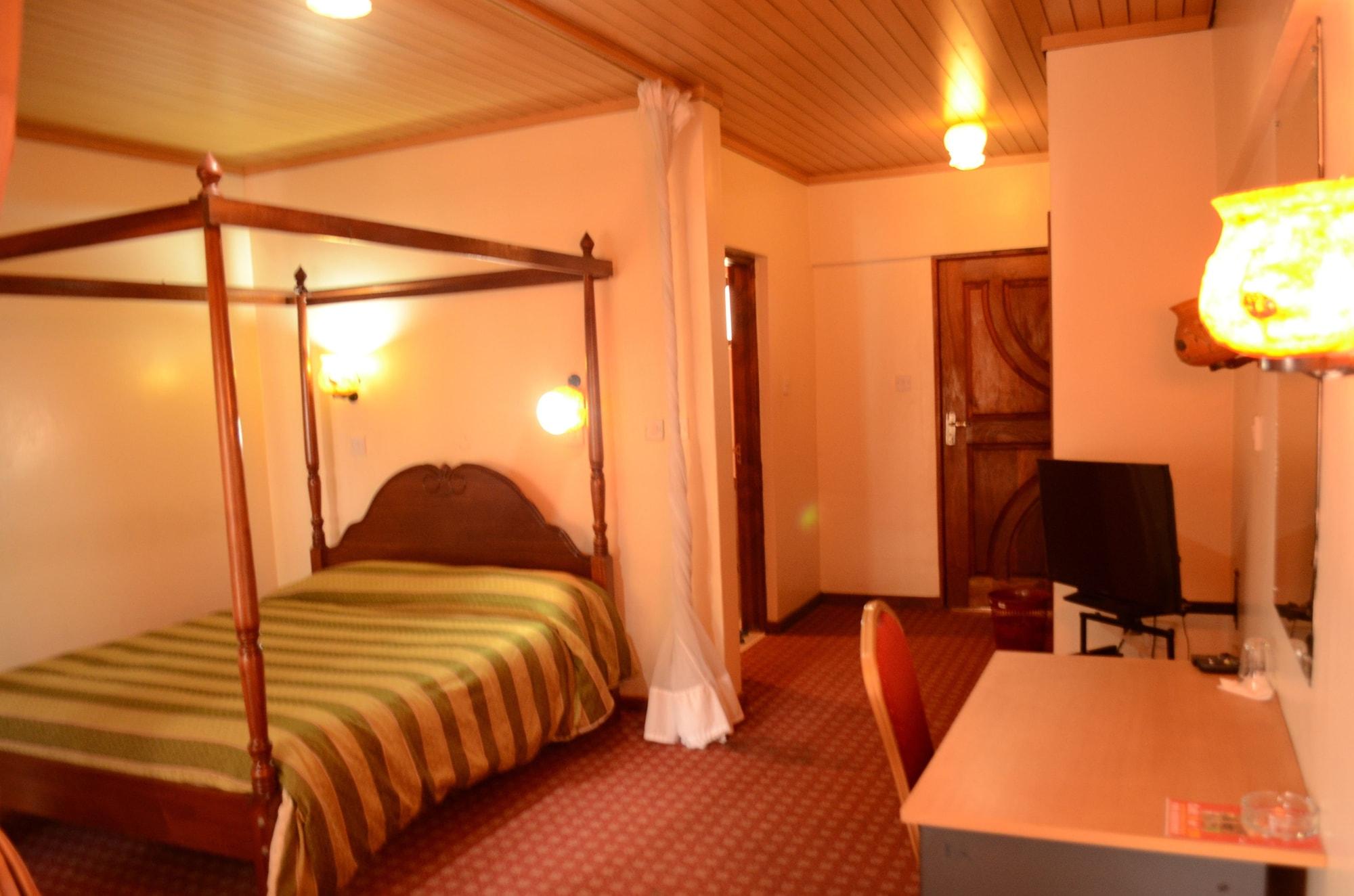 Park Place 3*