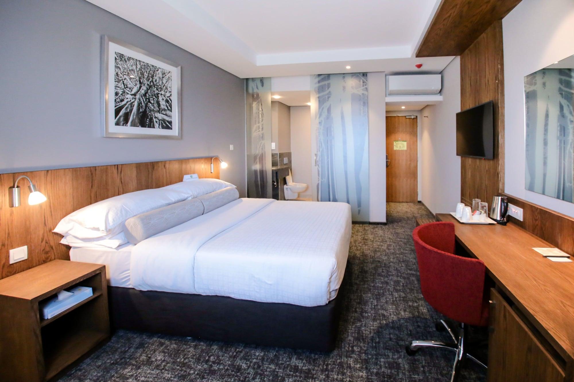 Two Rivers Mall, An Ihg Hotel Nairobi