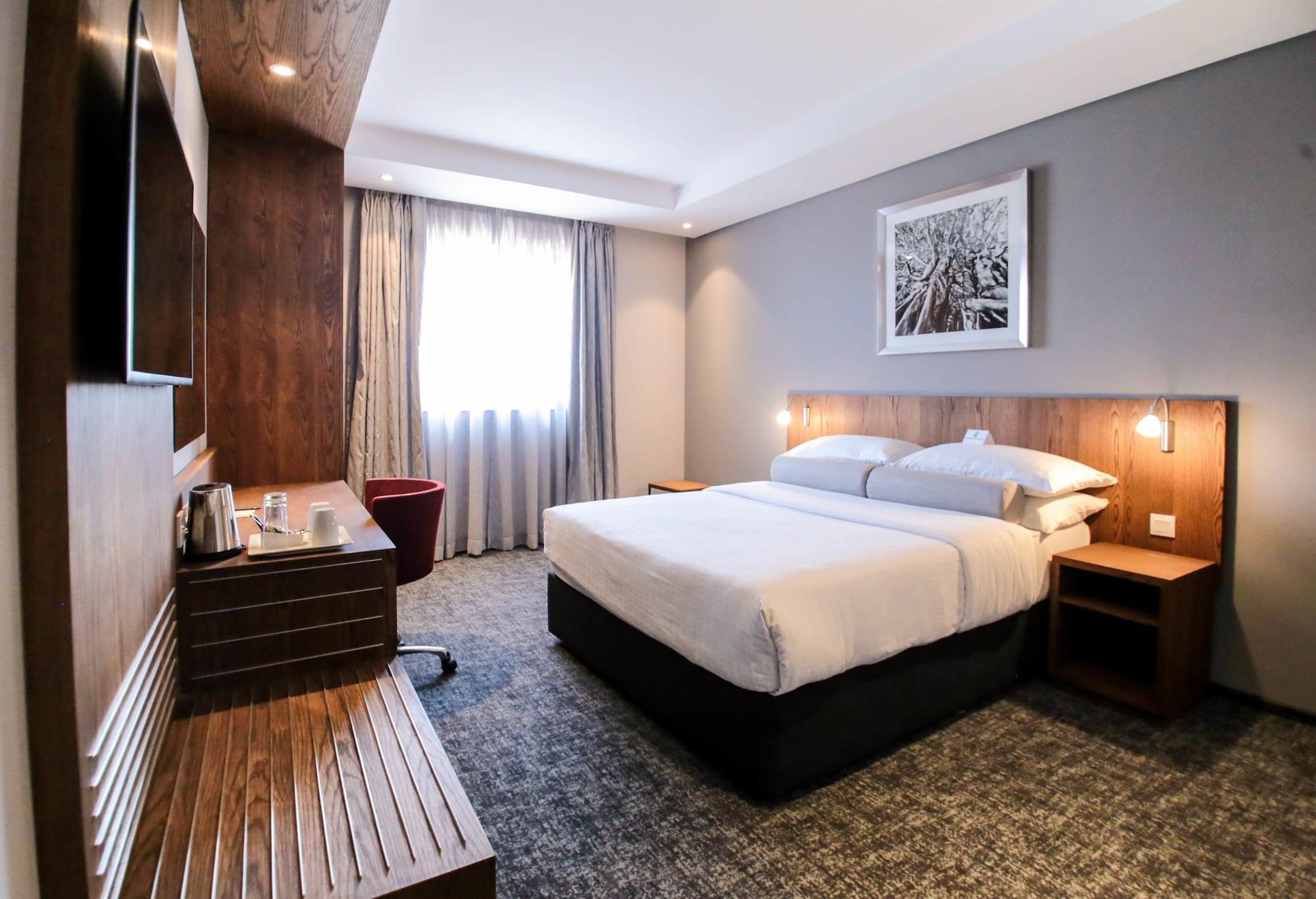 Two Rivers Mall, An Ihg 4* Nairobi