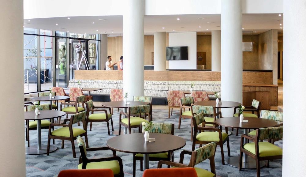 Two Rivers Mall, An Ihg 4* Nairobi