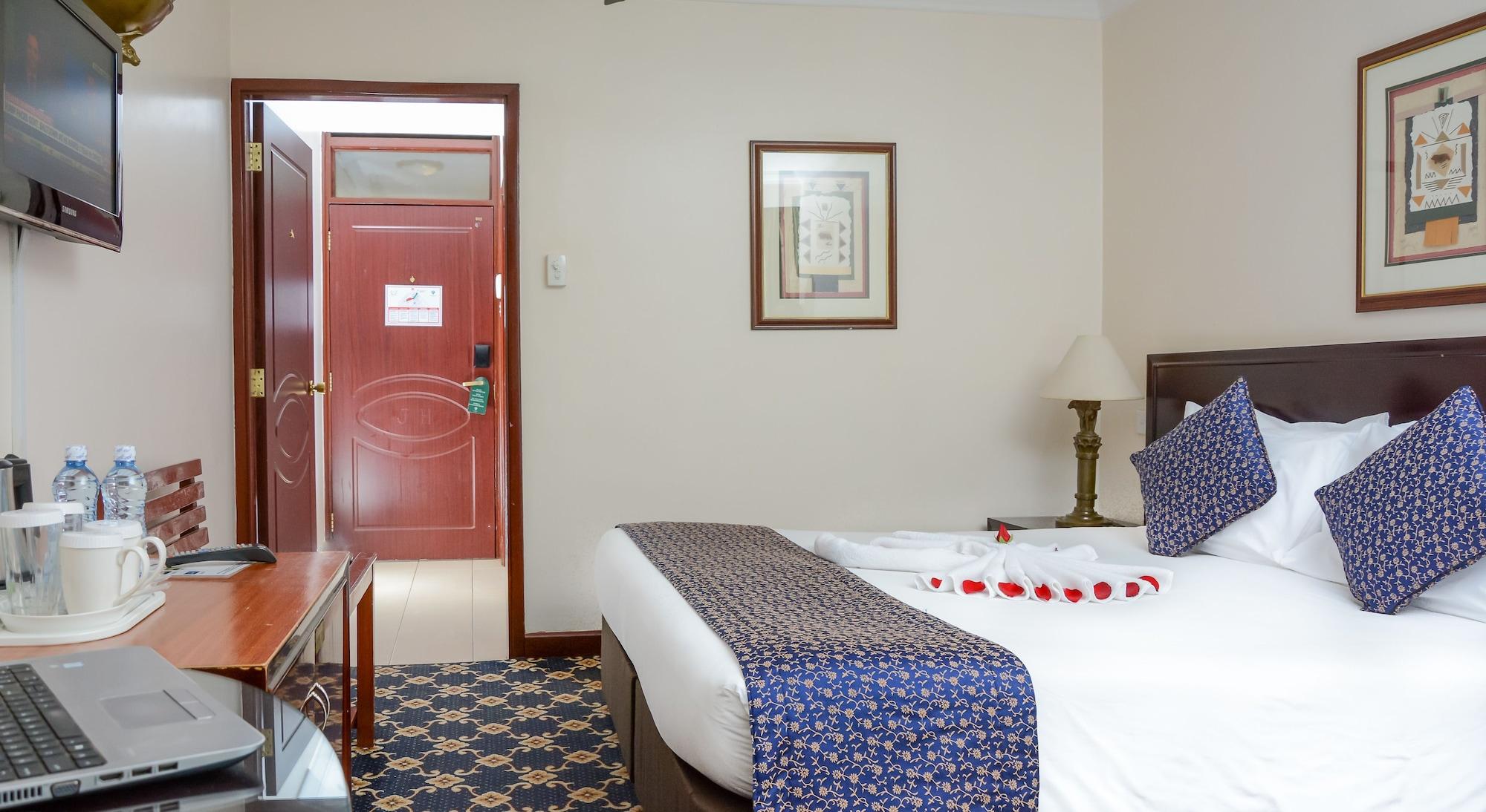 Jacaranda 3*