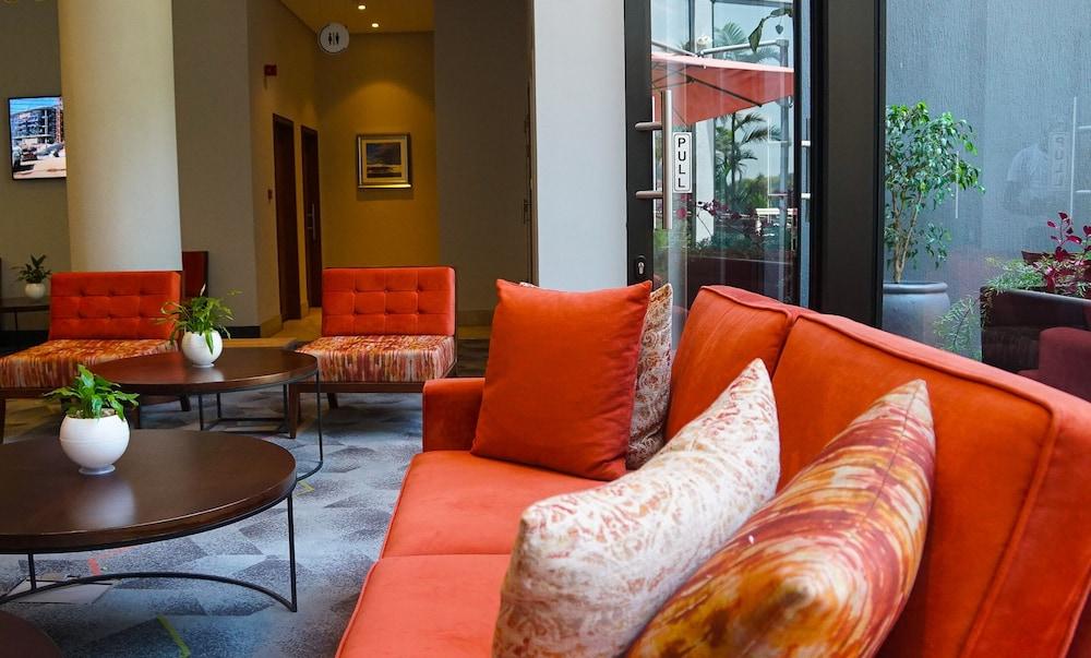 Hotel Two Rivers Mall, An Ihg Nairobi