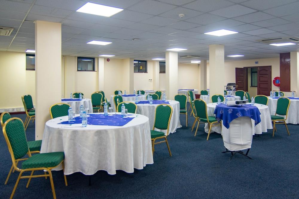 Jacaranda 3* Nairobi