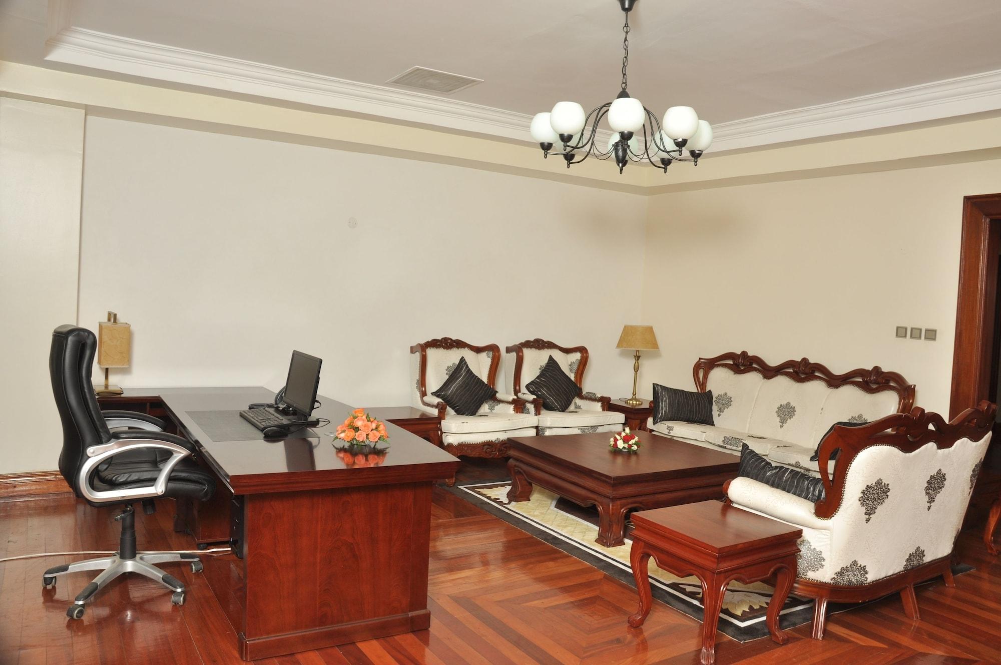 Weston Hotel 4*