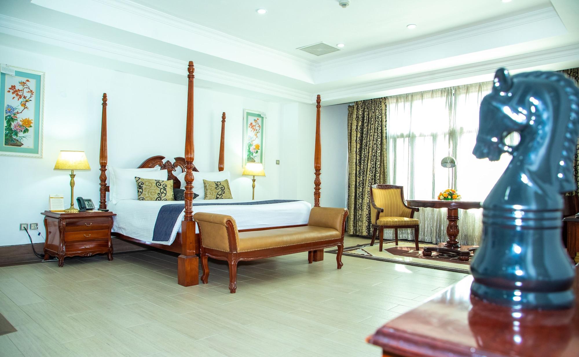 Weston Hotel 4*