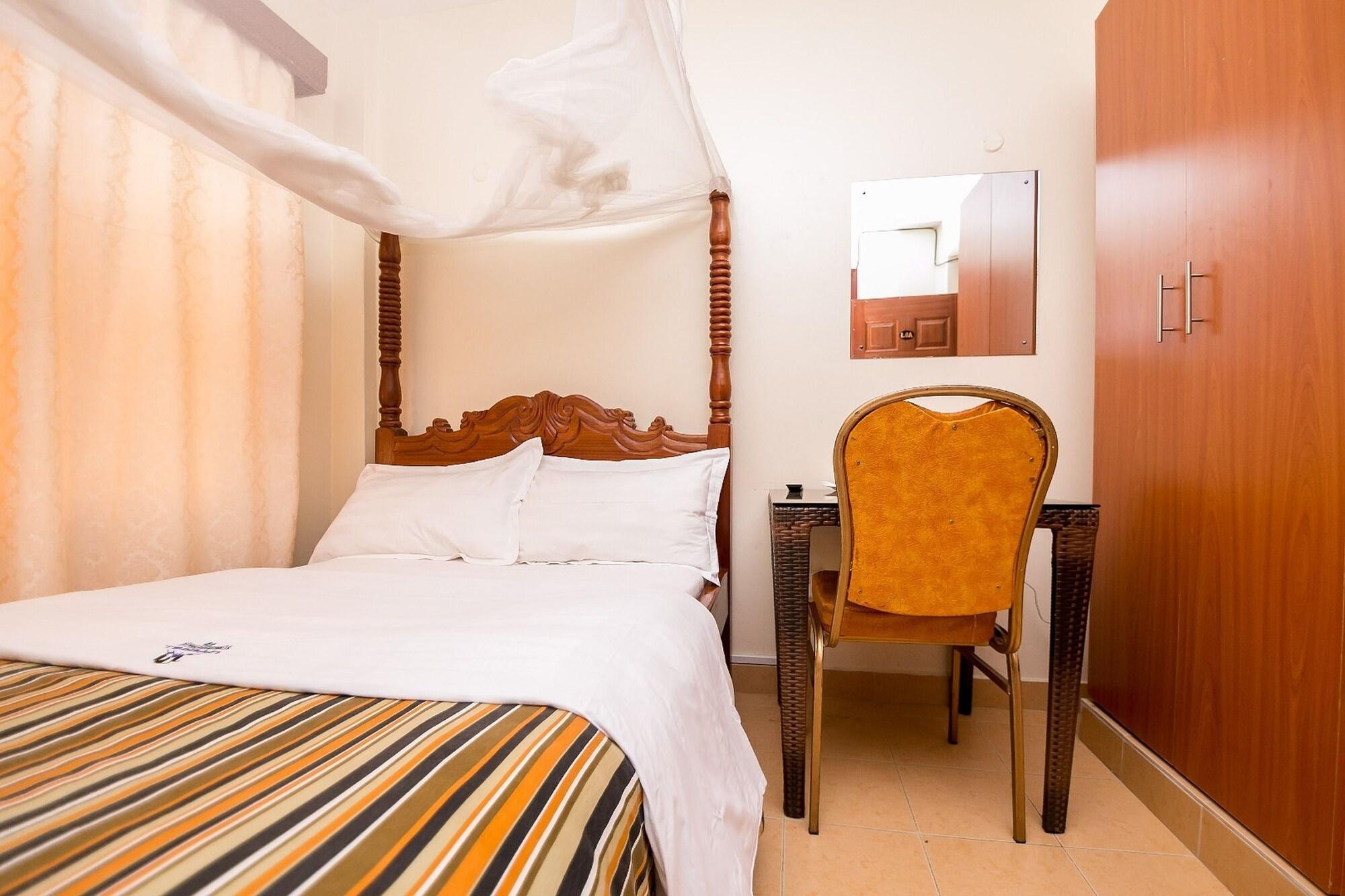 Upperhill Blueberry Hotel