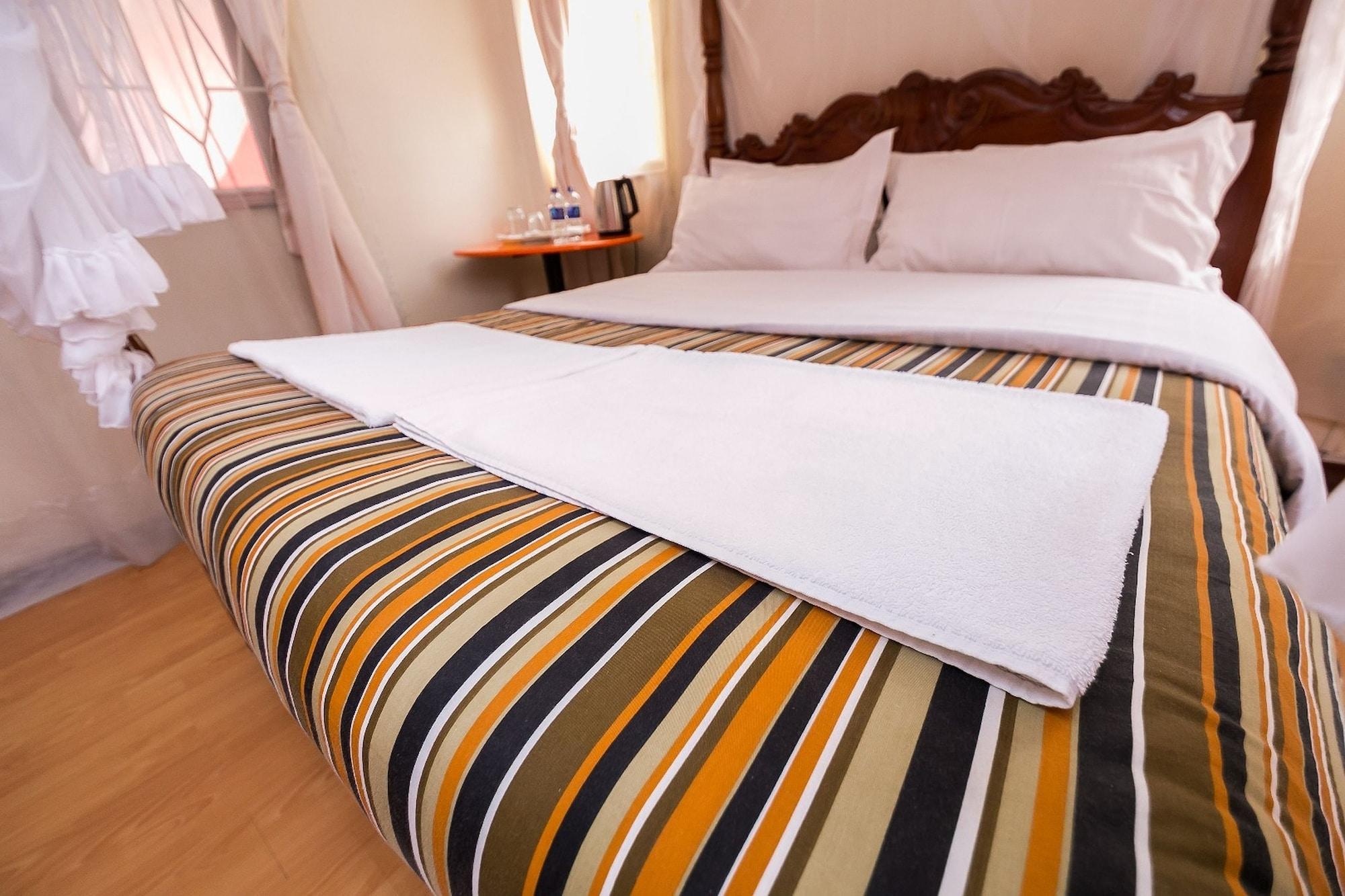 Hotel Upperhill Blueberry