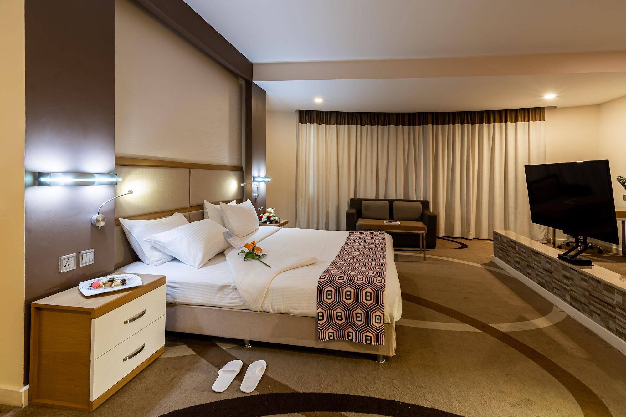 Hotel Prideinn Azure Westlands 4*