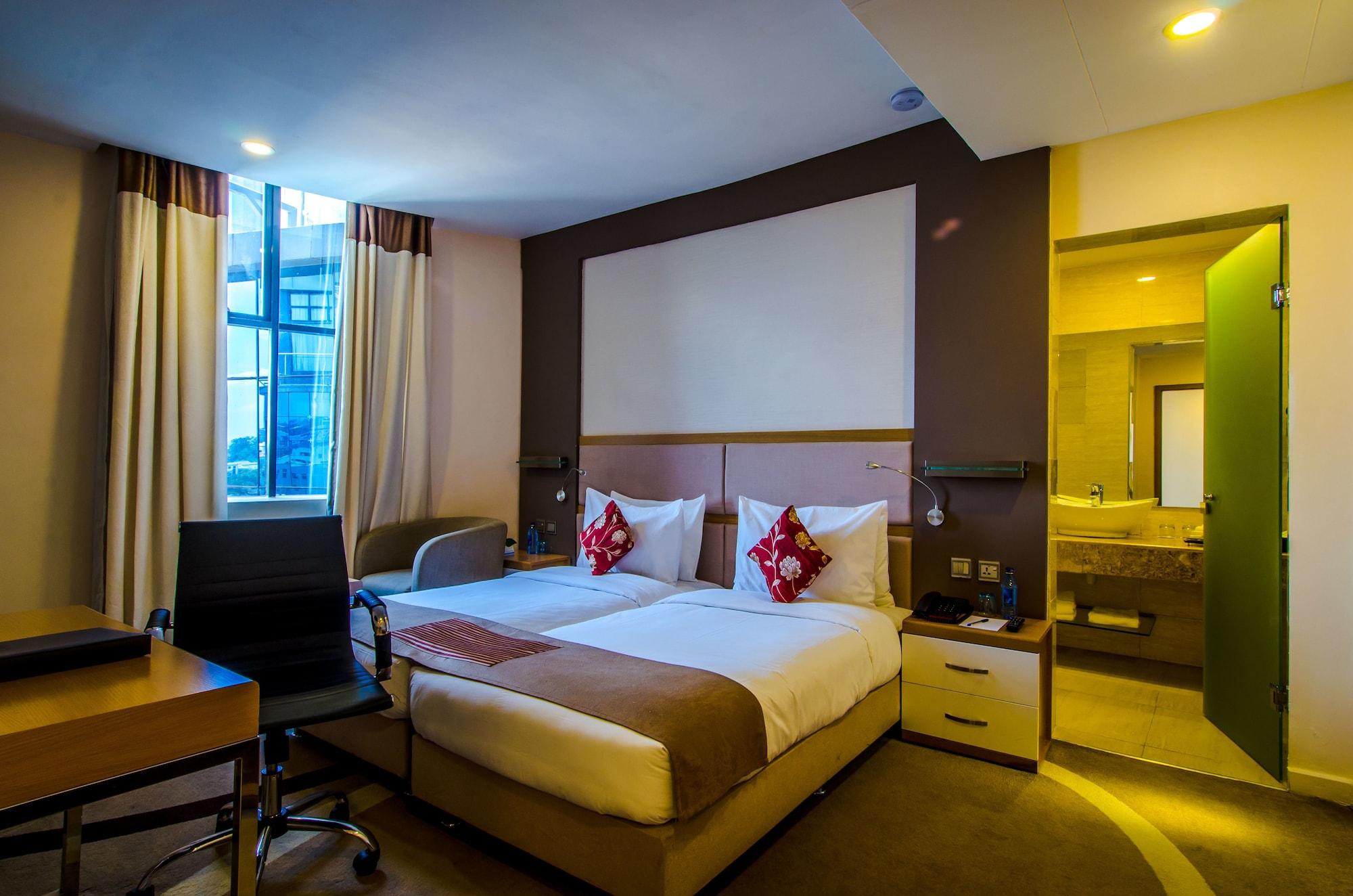 Prideinn Azure Westlands