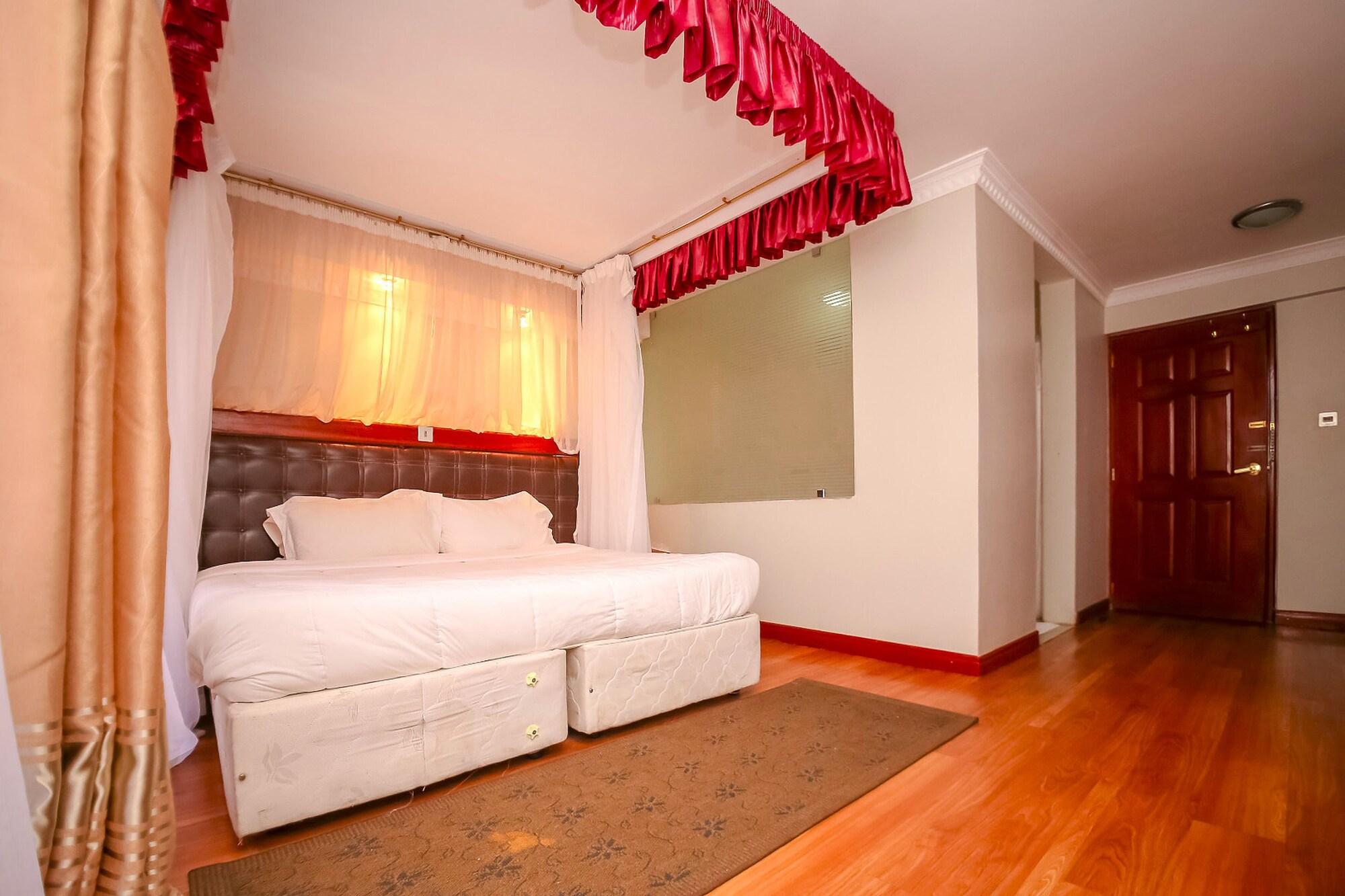 Upperhill Hotel 4*