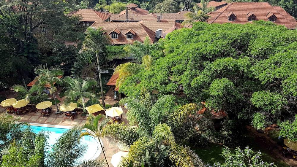 Fairview Hotel 4*