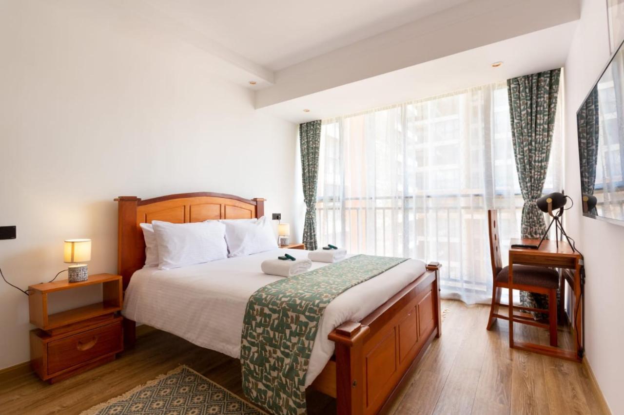 Lux Urban Oasis Apartment *