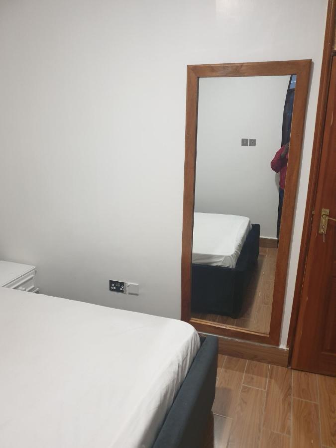 Lovely 2 And 1 Bedroom Guest Units Karen *