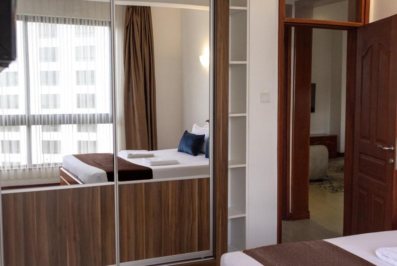 Kipeo Suites By Homes By Della
