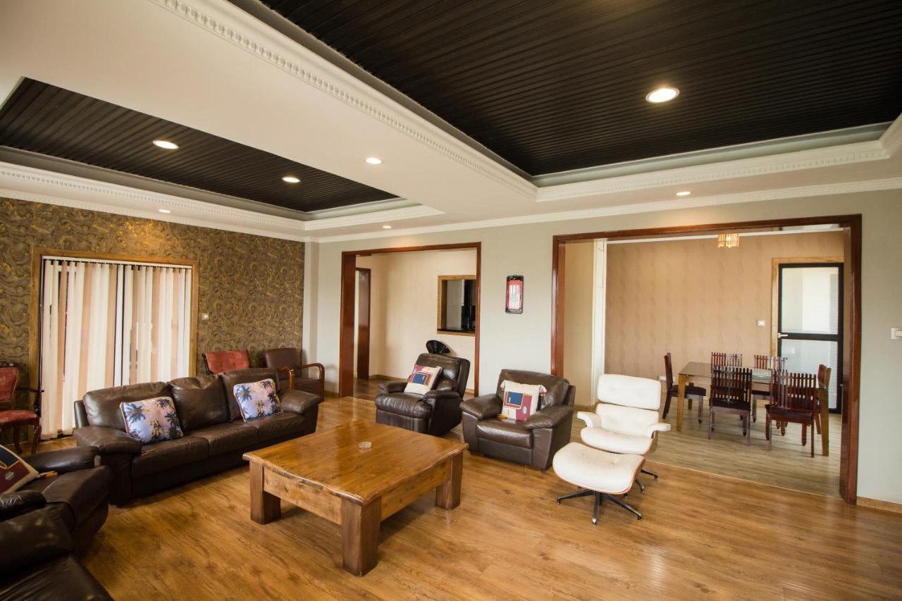 Apartment Shayona Limited *