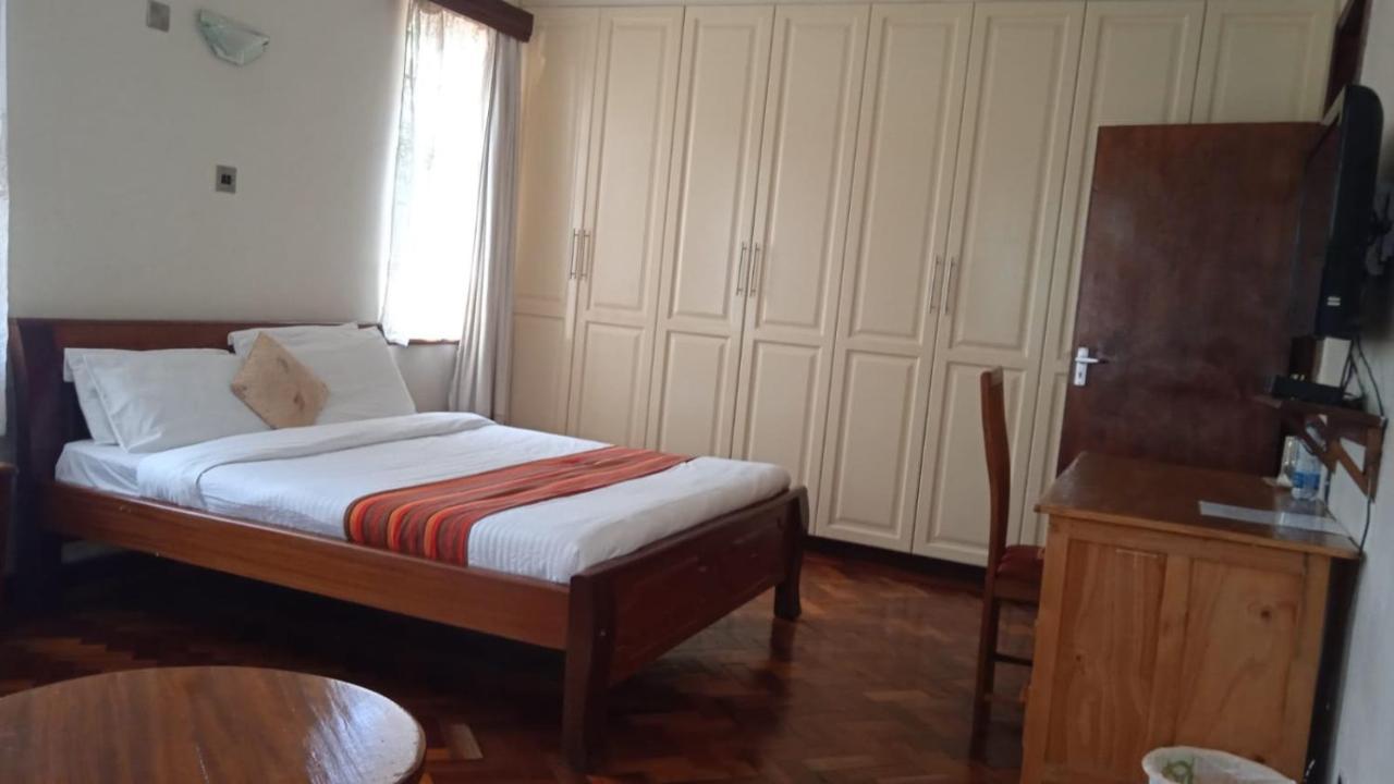 Dreamplace Gigiri 3*