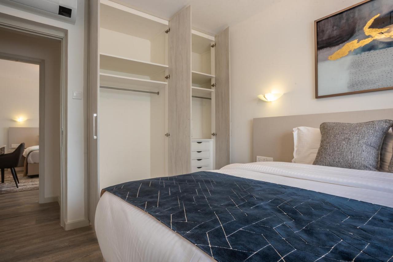 Yaya Hotel & Apartments 4*