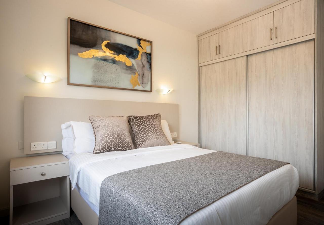 Hotel Yaya Hotel & Apartments 4*
