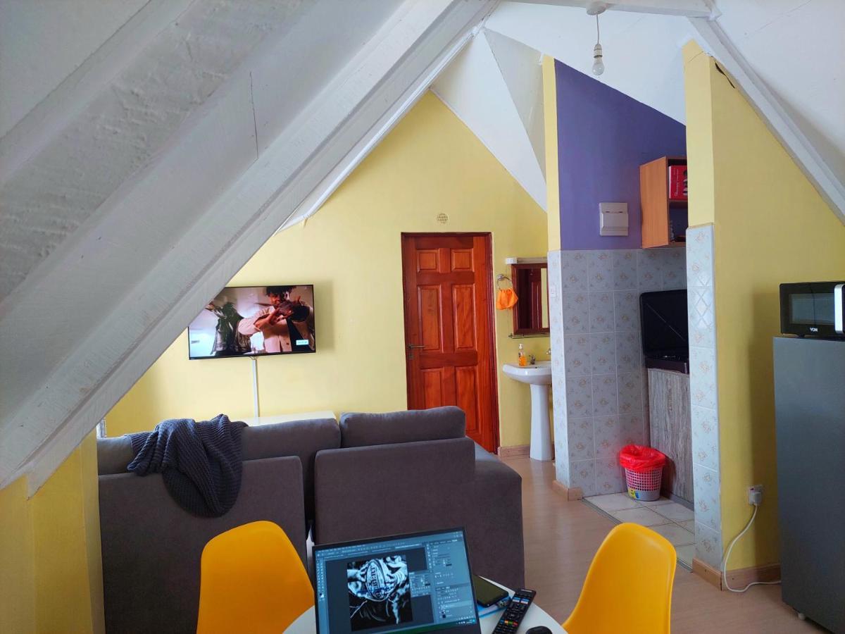 Kent's Penthouse In Karen Apartment Nairobi