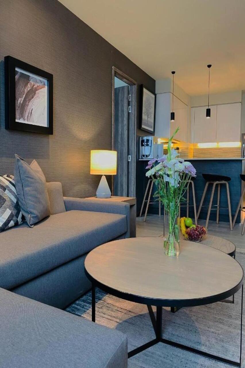 Somerset Westview Apartment *