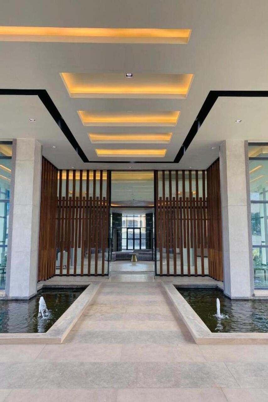 Apartment Somerset Westview