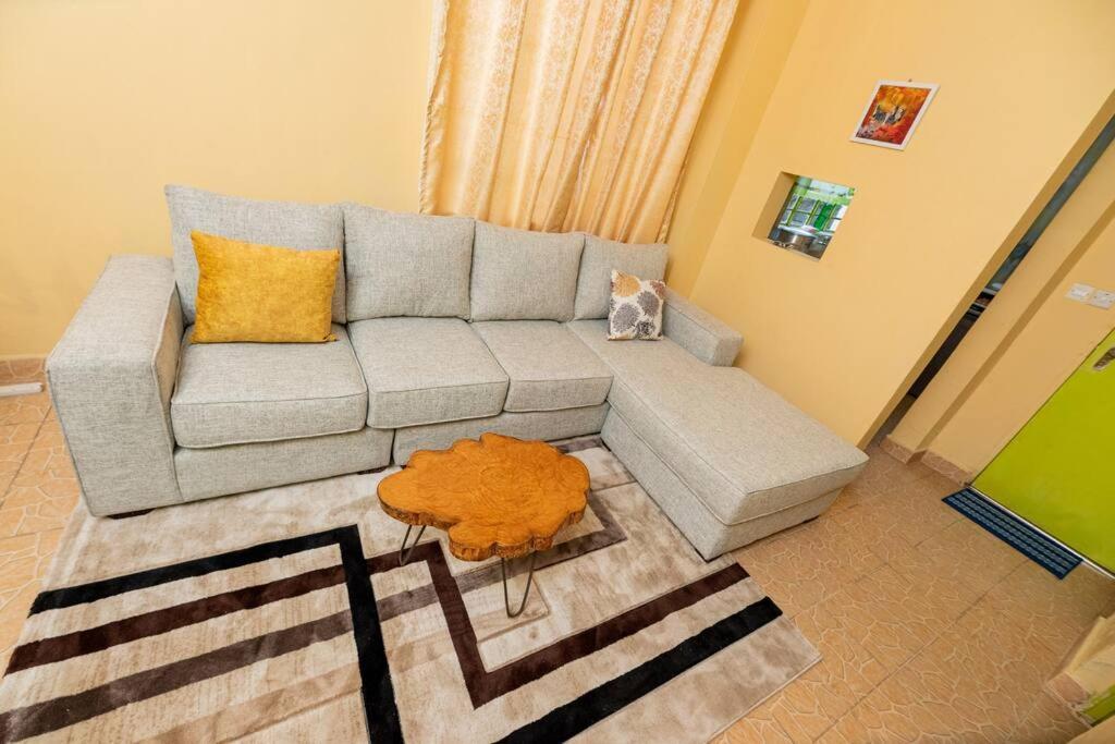 Apartment Repose - Karen, 2 Bedroom, Wifi,parking, Cctv *